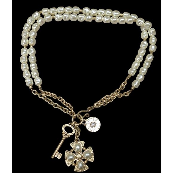Elegant Glam Faux Pearl Hammered Gold Tone Charm Necklace - Picture 1 of 6